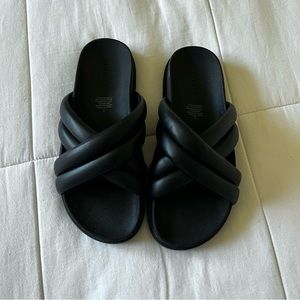 Black Women’s Sandals 6